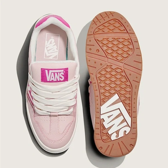 VANS UNISEX PINK AND WHITE SNEAKERS SIZE:
5 - men
6.5 - women - Picture 11 of 14